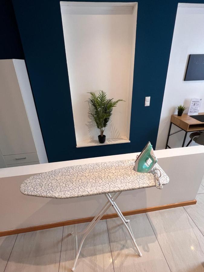 Apartamento Gross, Modern, Vollausgestattet, Gemuetlich Mit Kueche Und Parkplatz Fuer Urlaub Oder Business Kettig Exterior foto