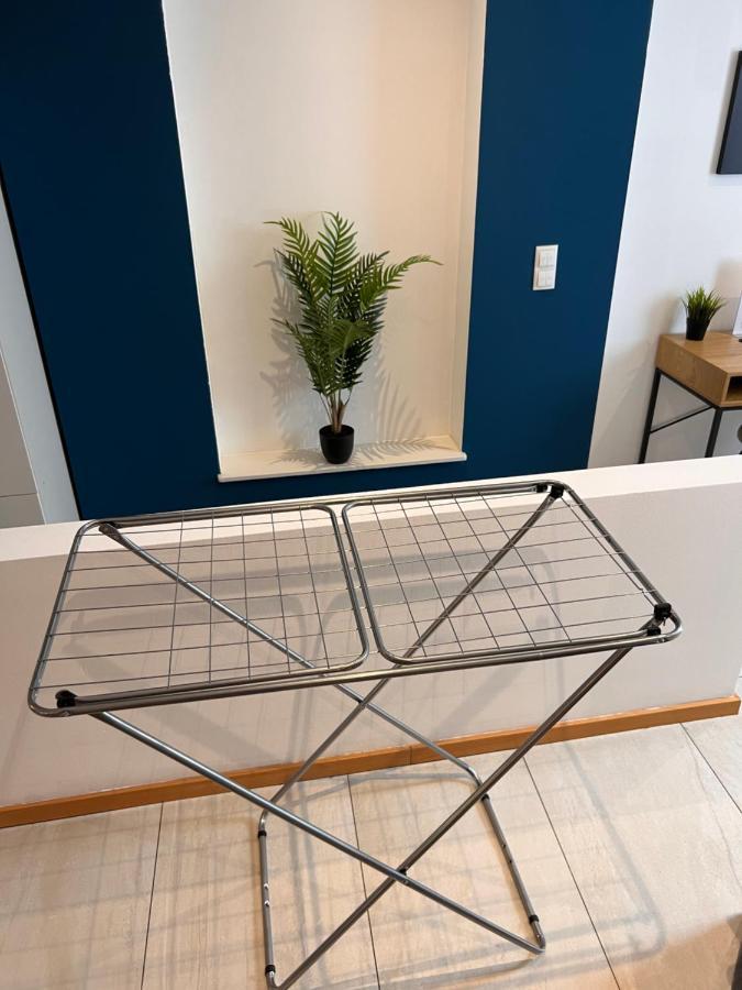 Apartamento Gross, Modern, Vollausgestattet, Gemuetlich Mit Kueche Und Parkplatz Fuer Urlaub Oder Business Kettig Exterior foto