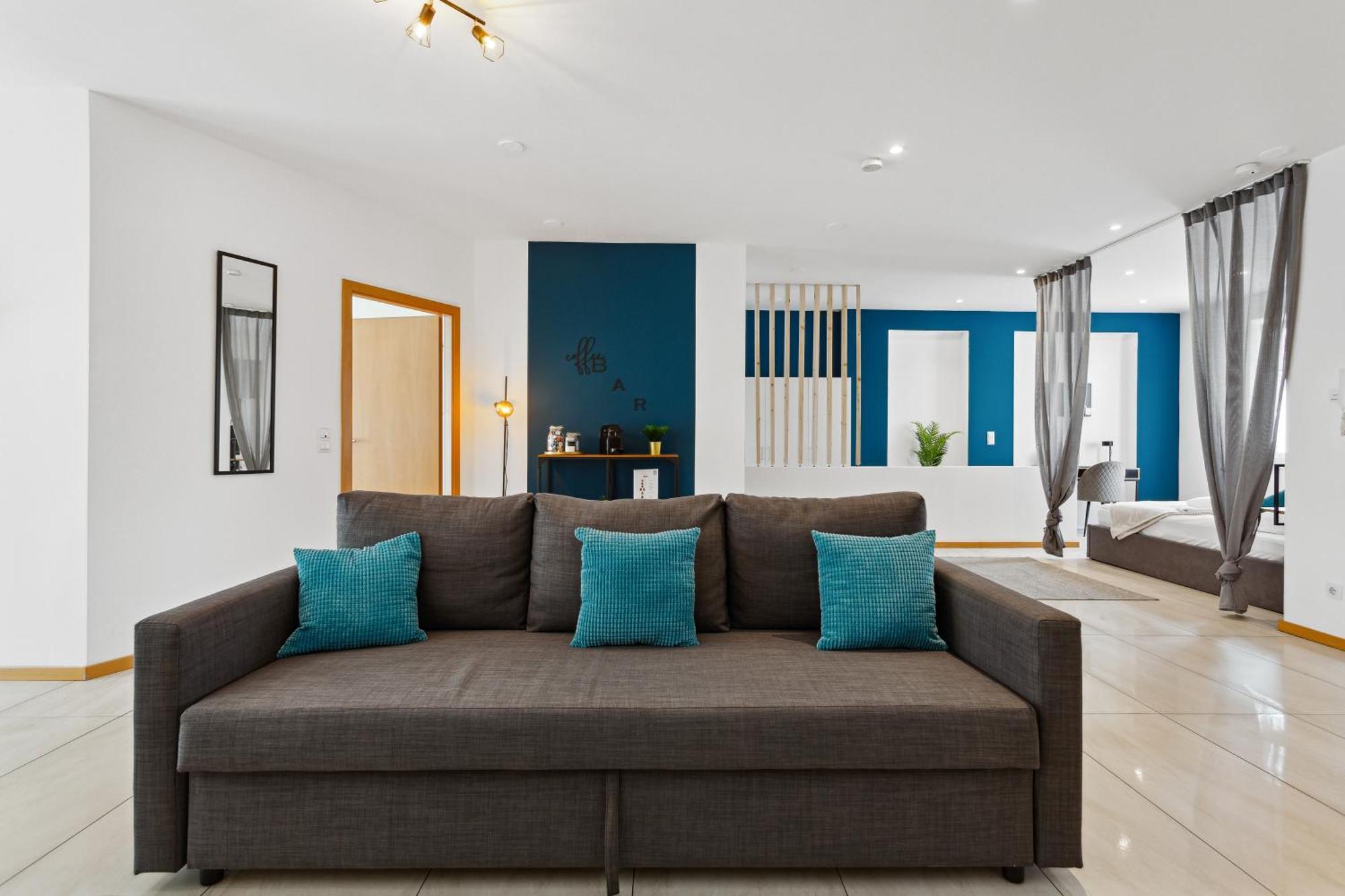 Apartamento Gross, Modern, Vollausgestattet, Gemuetlich Mit Kueche Und Parkplatz Fuer Urlaub Oder Business Kettig Exterior foto